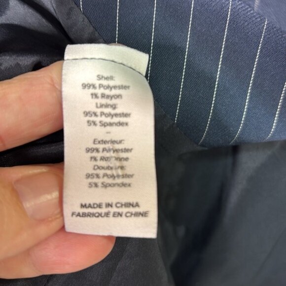 🦭 cinq à sept navy pinstripe ruffle blazer - Picture 5 of 5